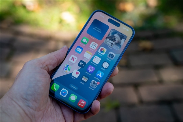 蘋果官網頁面調整：iPhone國行用戶期待的AI板塊消失了