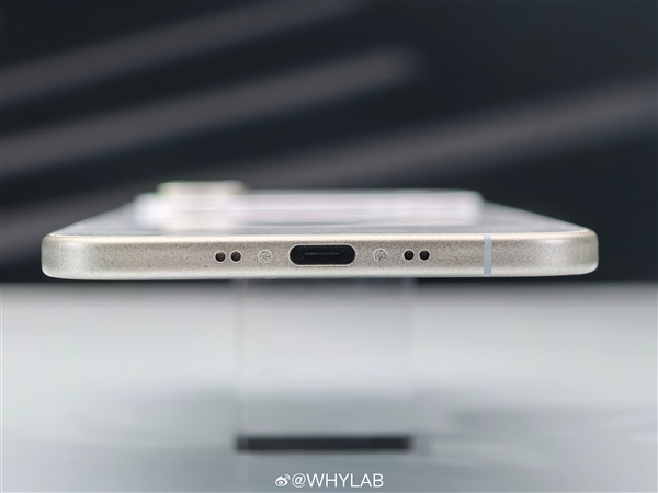 iPhone 17 Air新機模上手：蘋果史上薄手機 無SIM卡槽