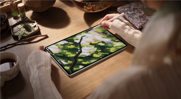 華為MatePad Pro 12.2 2025搭載麒麟9系芯：直接運行PC版WPS、剪映